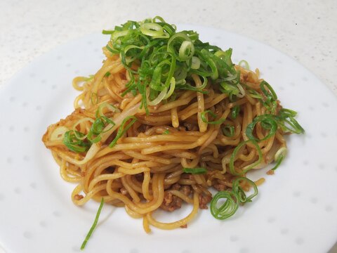 豚ミンチともやしのソース焼きそば